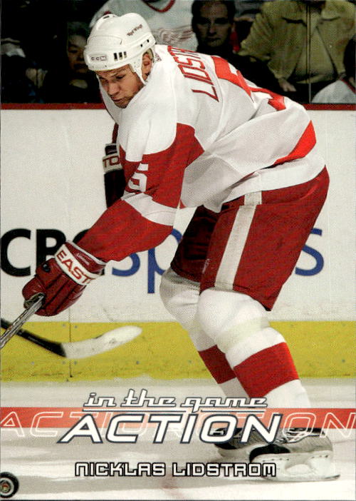 NIKLAS LIDSTROM 03-04 In the Game Action
