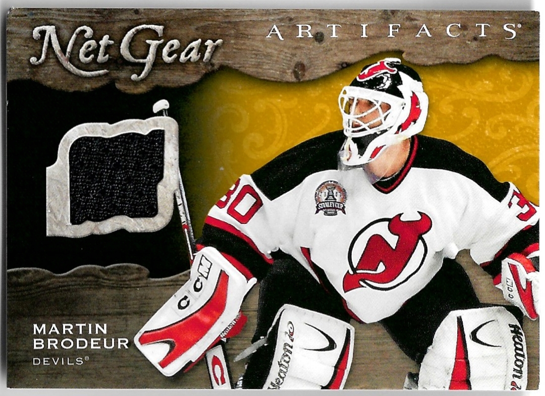 Jersey Net Gear MARTIN BRODEUR 21-22 UD Artifacts (naražený růžek a světlé hrany)