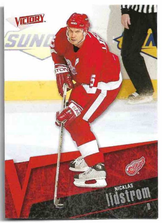 NICKLAS LIDSTROM 03-04 UD Victory
