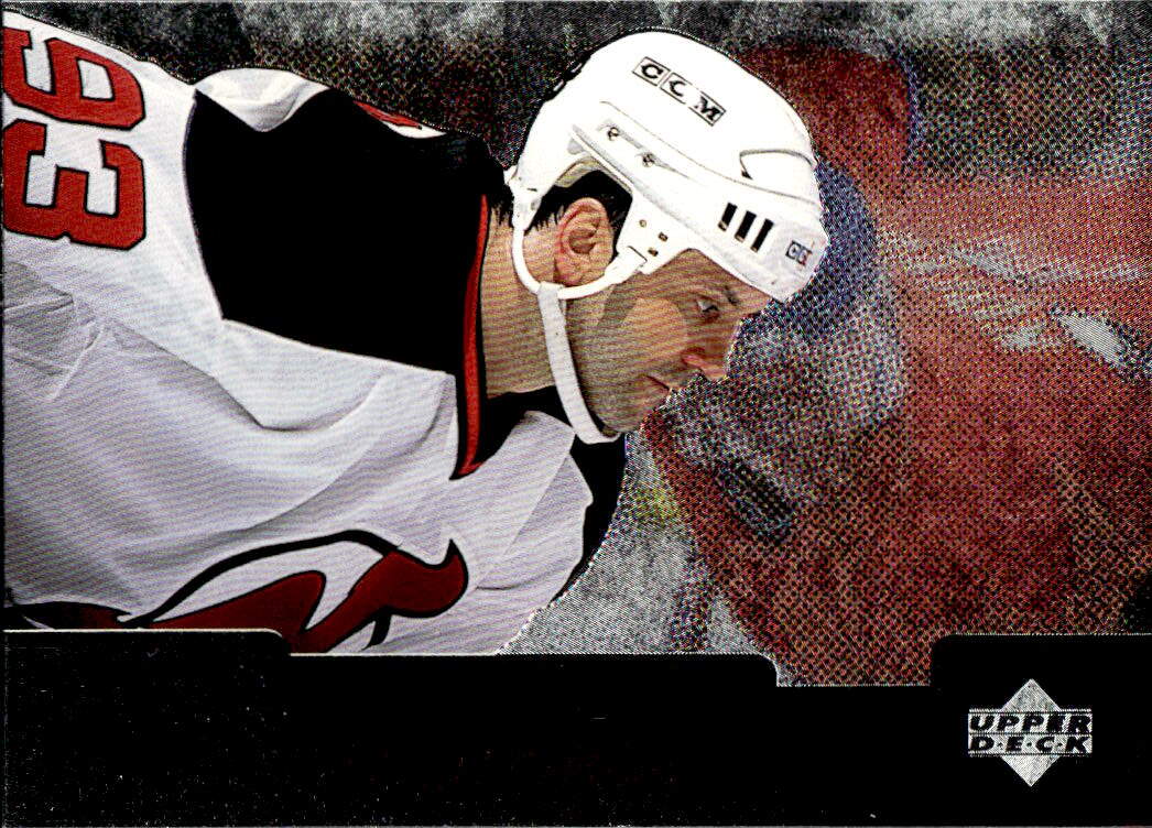 DOUG GILMOUR 97-98 UD Black Diamond