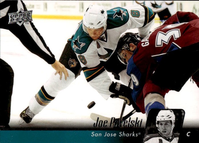 JOE PAVELSKI 10-11 UD Series 1 (lehce světlé spodní růžky)
